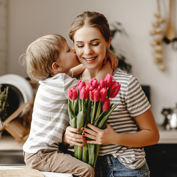 Dzień Mamy! Pobierz szablony laurek