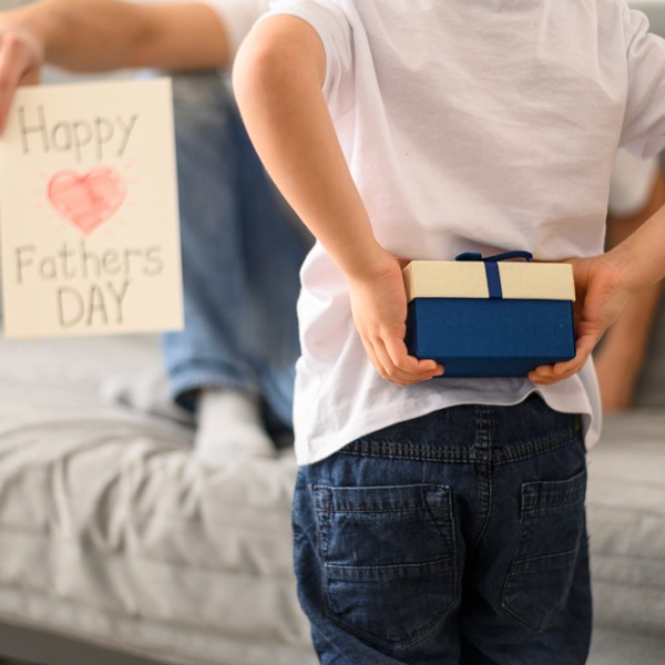 PomysĹy na DzieĹ Ojca â upominki DIY i rodzinne aktywnoĹci